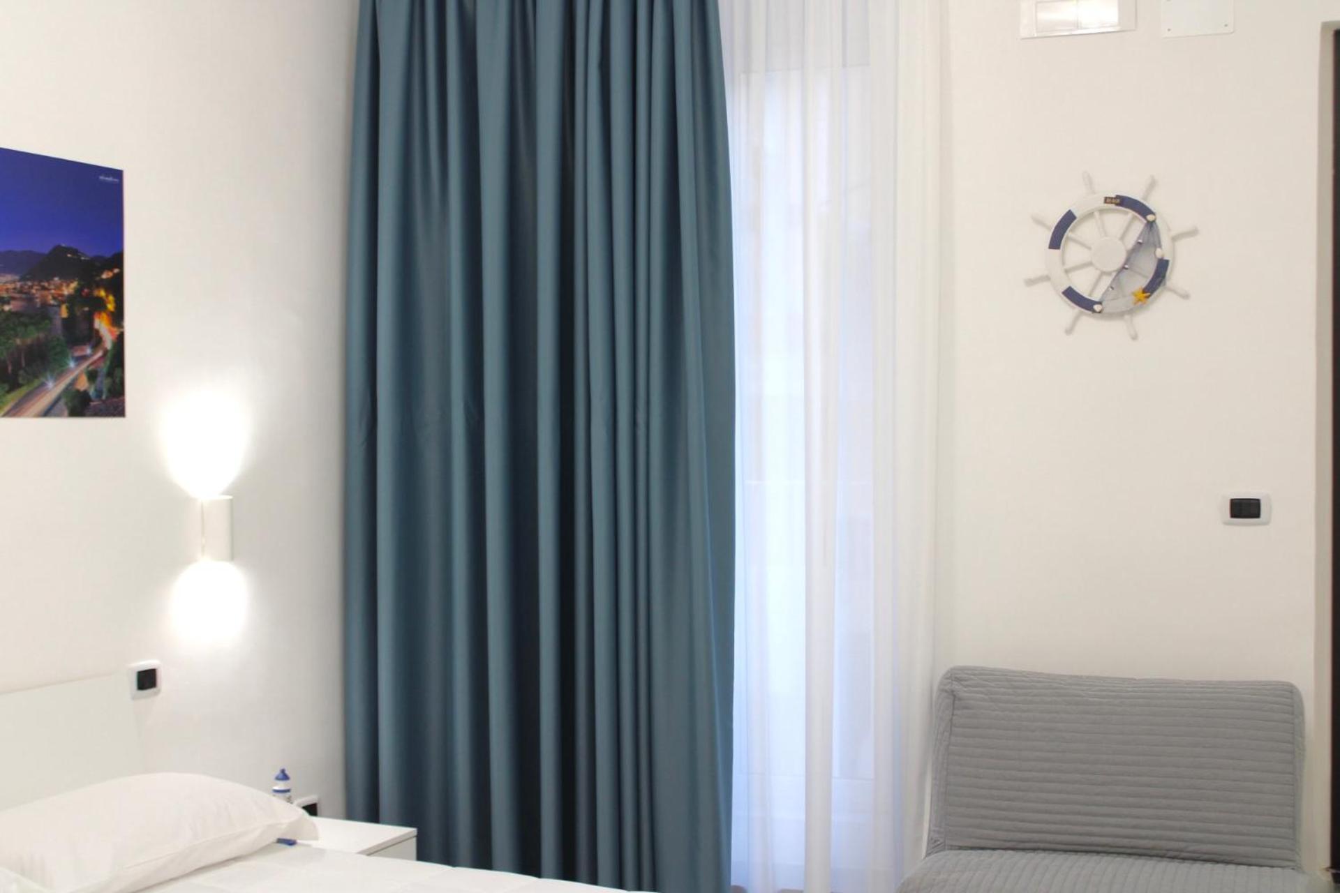 Francesco House Bed & Breakfast Castellammare di Stabia Bagian luar foto